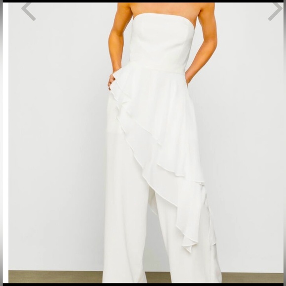 BCBGMAXAZRIA White Assymeyric Ruffled Strapless Jumpsuit Size 6 - Picture 1 of 6